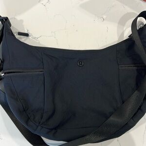 Lululemon Slouchy Sling Bag 6L
